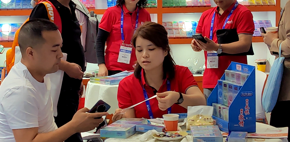 全國(guó)藥交會(huì)收官 康祥計(jì)生專柜利潤(rùn)倍增解決方案受市場(chǎng)青睞4.png